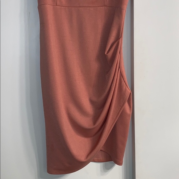 Blush pink woman's dress - Picture 3 of 4